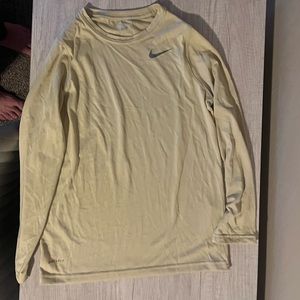 NWOT Nike DrFit Long Sleeve Boys T-shirt Cream color.